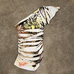 Vintage One sleeve top